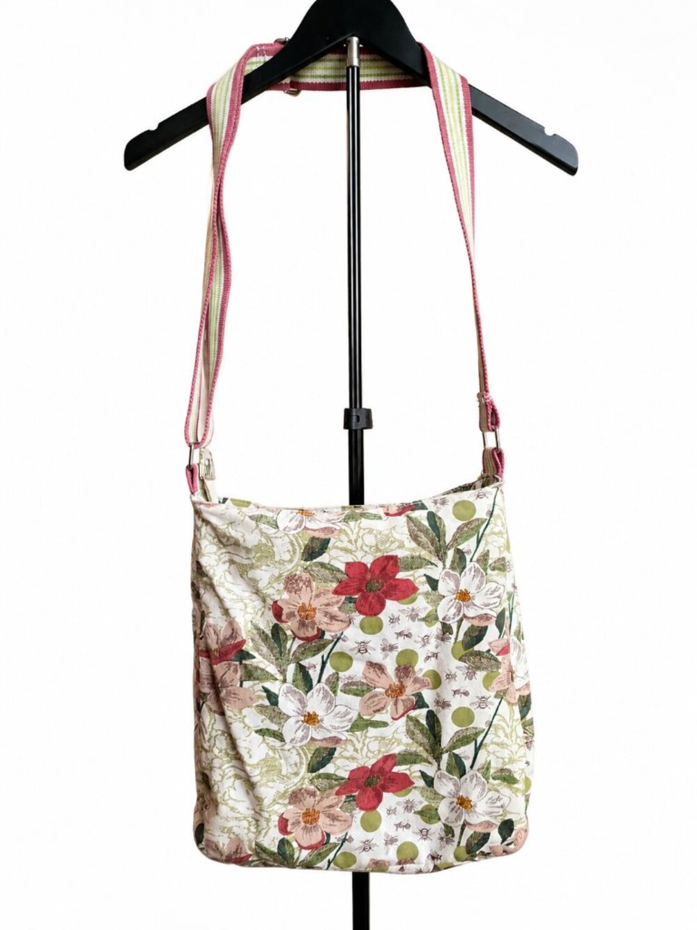 Ulster Weavers Floral Bee Crossbody Bag Cottagecore Botanical Garden Purse